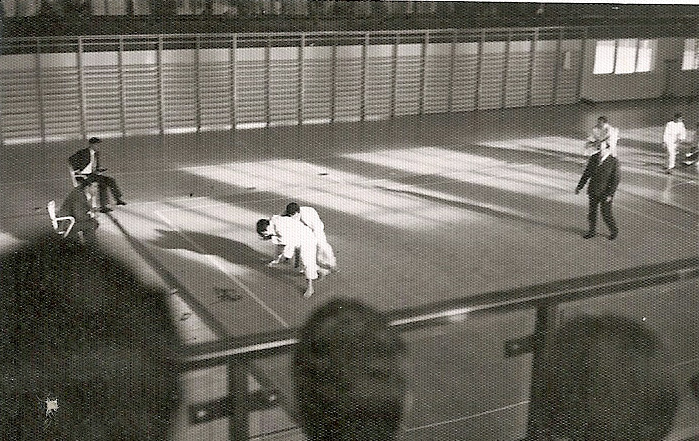 12 Tomas Sanchez en la Final del campeonato Castilla de Judo Contra Rafael Ortega 1970